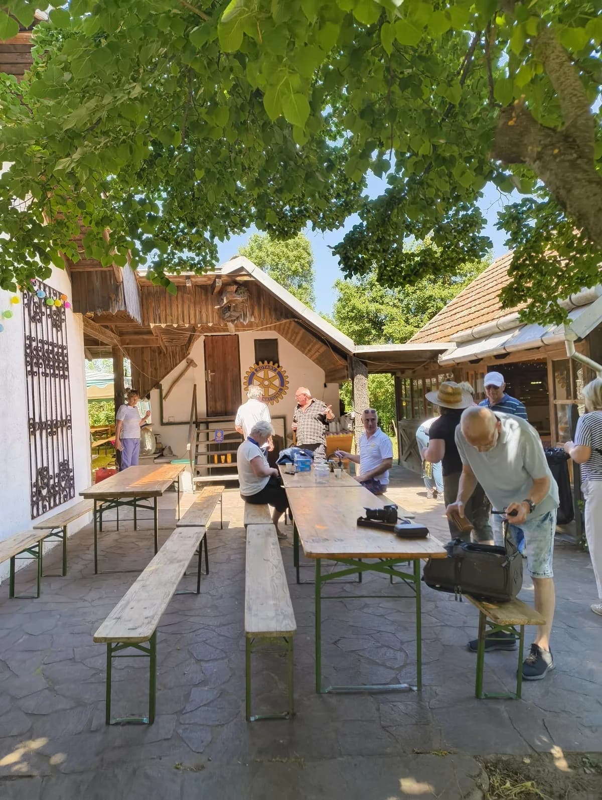 Tanya Olympiade auf der Flummi Tanya in Ruzsa